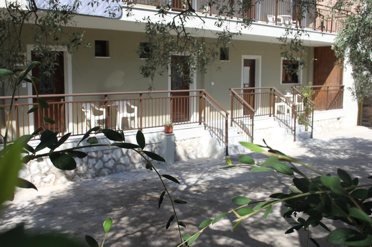 House Ekton Pefkari Exterior foto